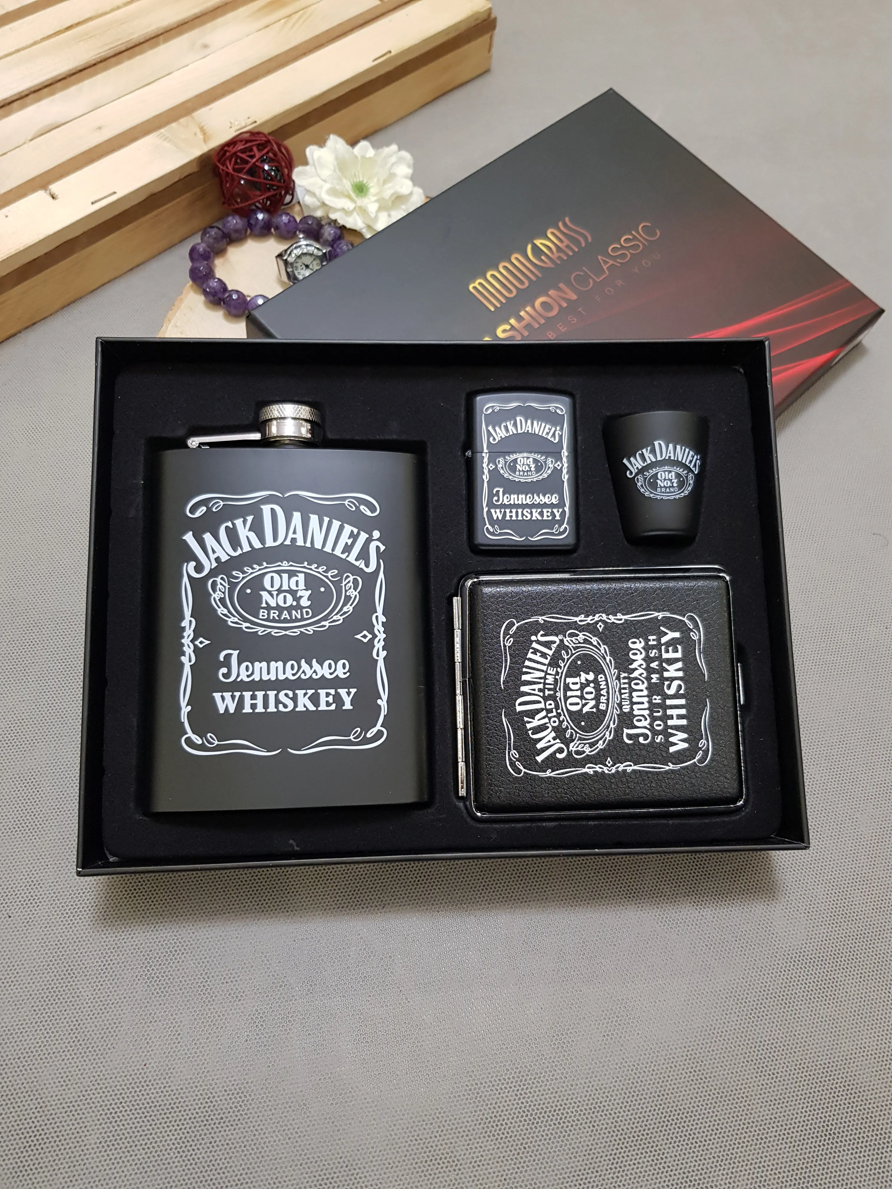 Set of 4 Jack Daniels matte black pocket bottles