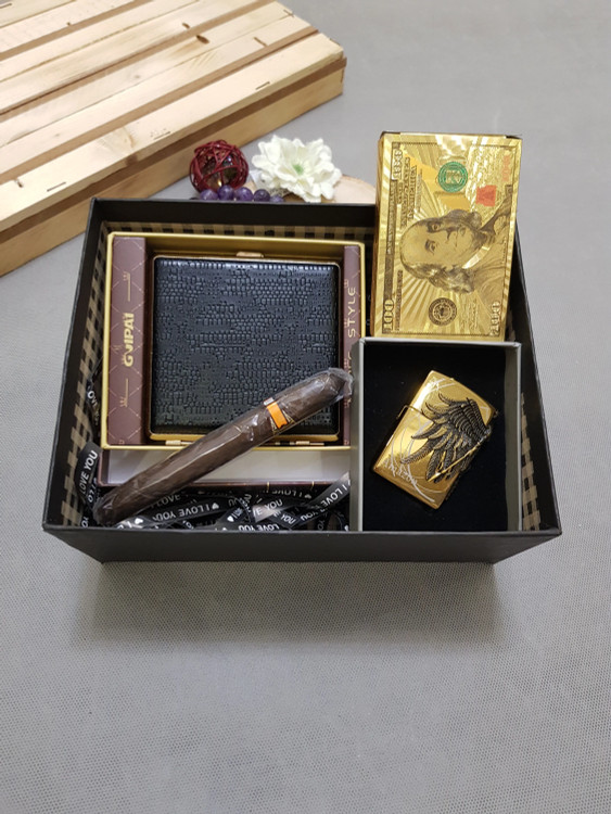 باکس کادویی جاسیگاری و فندک و پاسور و سیگار برگ