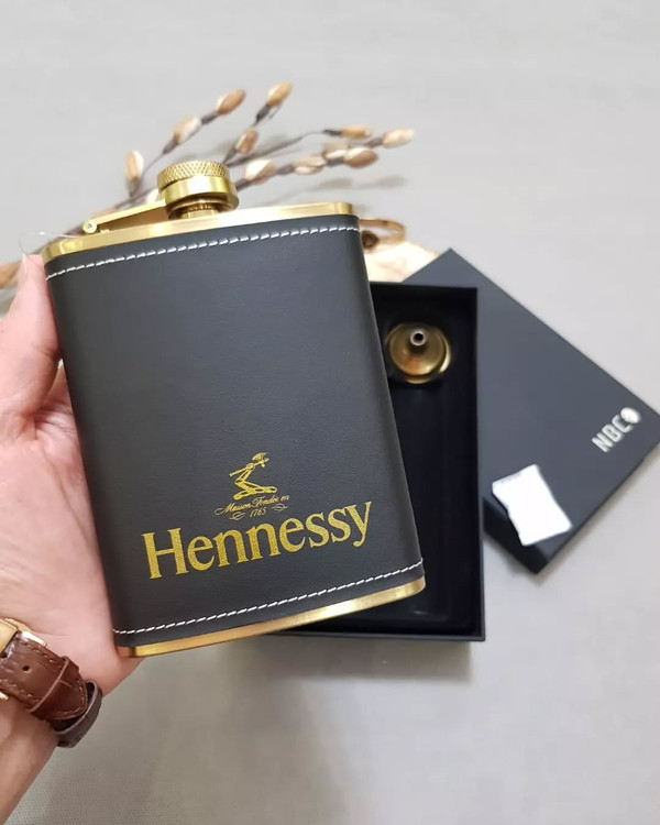 بطری جیبی چرم مشکی طلایی هنسی