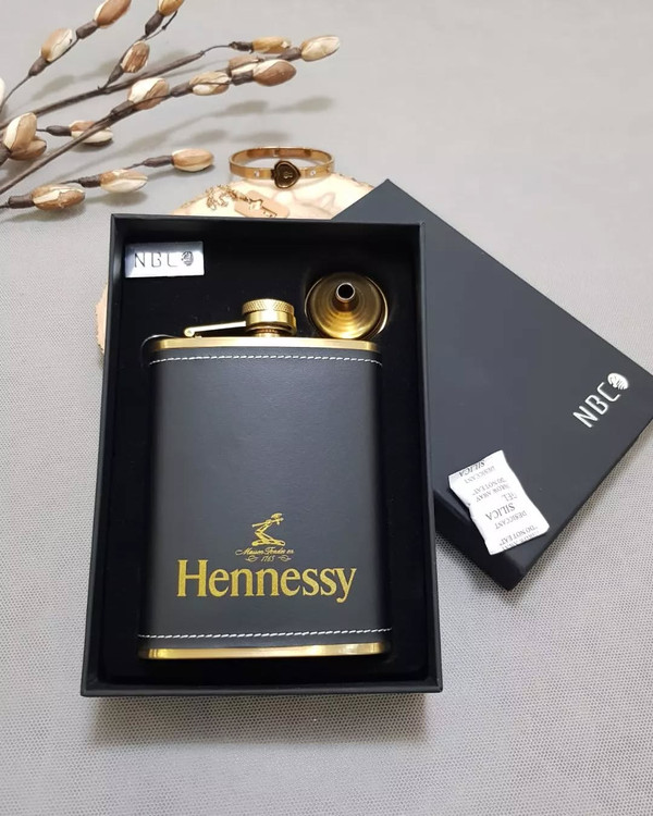 بطری جیبی چرم مشکی طلایی هنسی