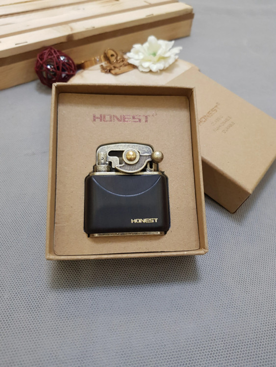 فندک بنزینی چکشی بدنه چوبی هانست