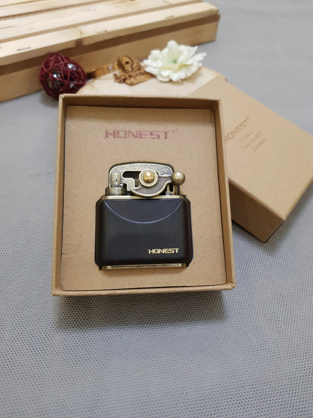 فندک بنزینی چکشی بدنه چوبی هانست