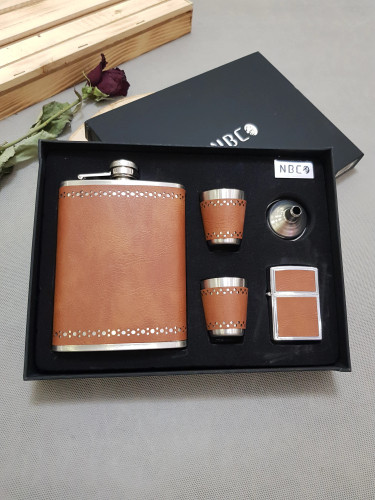 بطری جیبی فندکدار چرم N.B.CO