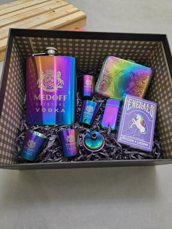 باکس وی ای پی کادویی بطری جیبی هولوگرامی مدف