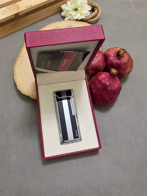 فندک گازی بغل زن مشکی نقره ای derui