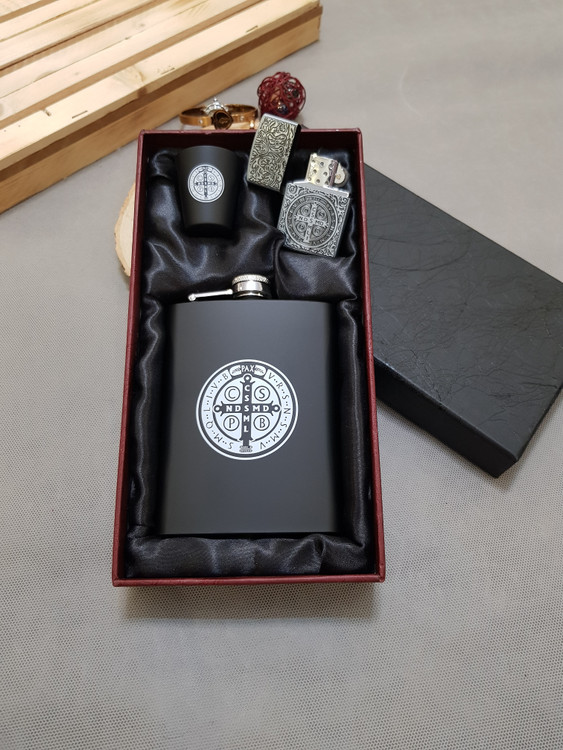 ست بطری جیبی فندکدار مشکی مات کنستانتین