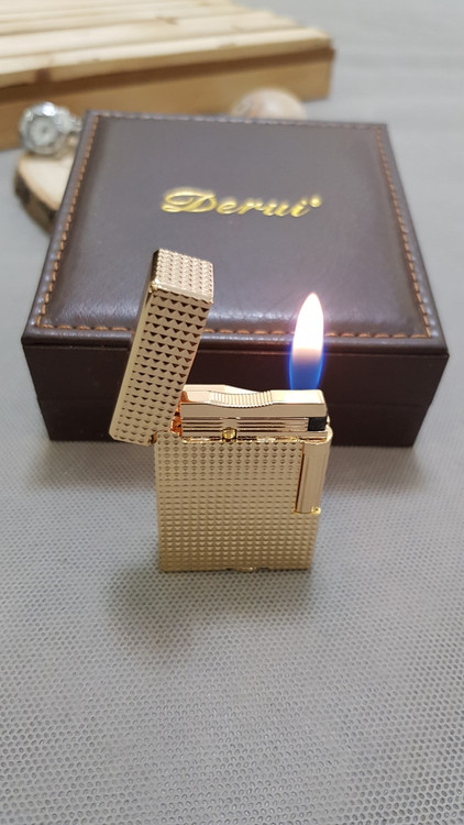 فندک گازی بغل زن طلایی لاین ۱ دروی (DERUI)