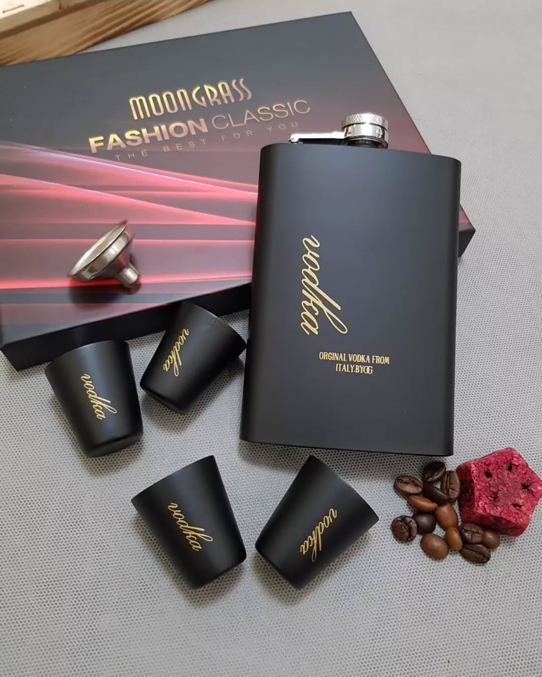 ست بطری جیبی استیل مشکی مات ودکا