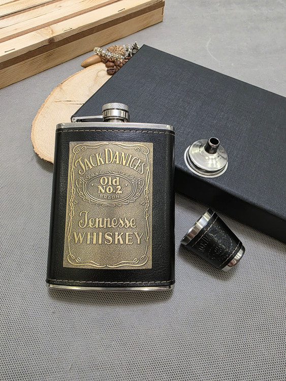 ست بطری جیبی استیل چرم مشکی جکدنیلز