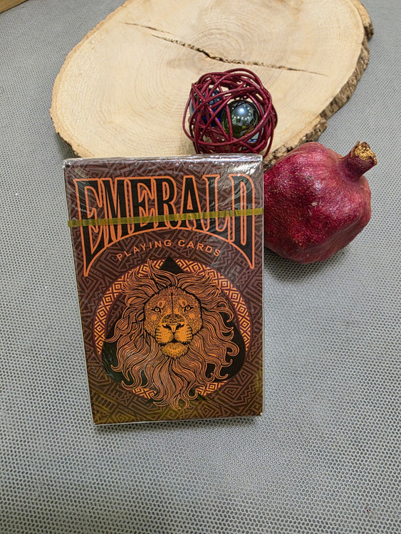 ست بطری جیبی چرم قهوه ای همراه فندک و سیگار برگ