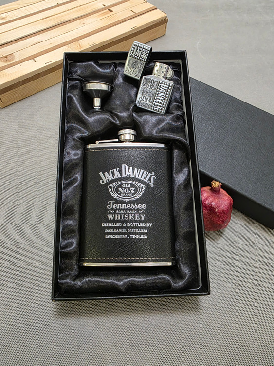 ست بطری جیبی و فندک جکدنیلز