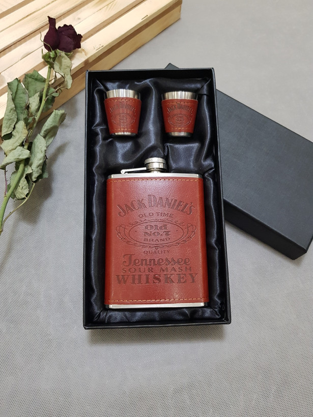ست بطری جیبی استیل با روکش چرم ضد زنگ و ضد بو جک دنیلز