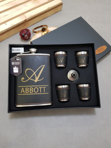 ست بطری جیبی استیل چرم مشکی مات Abbott